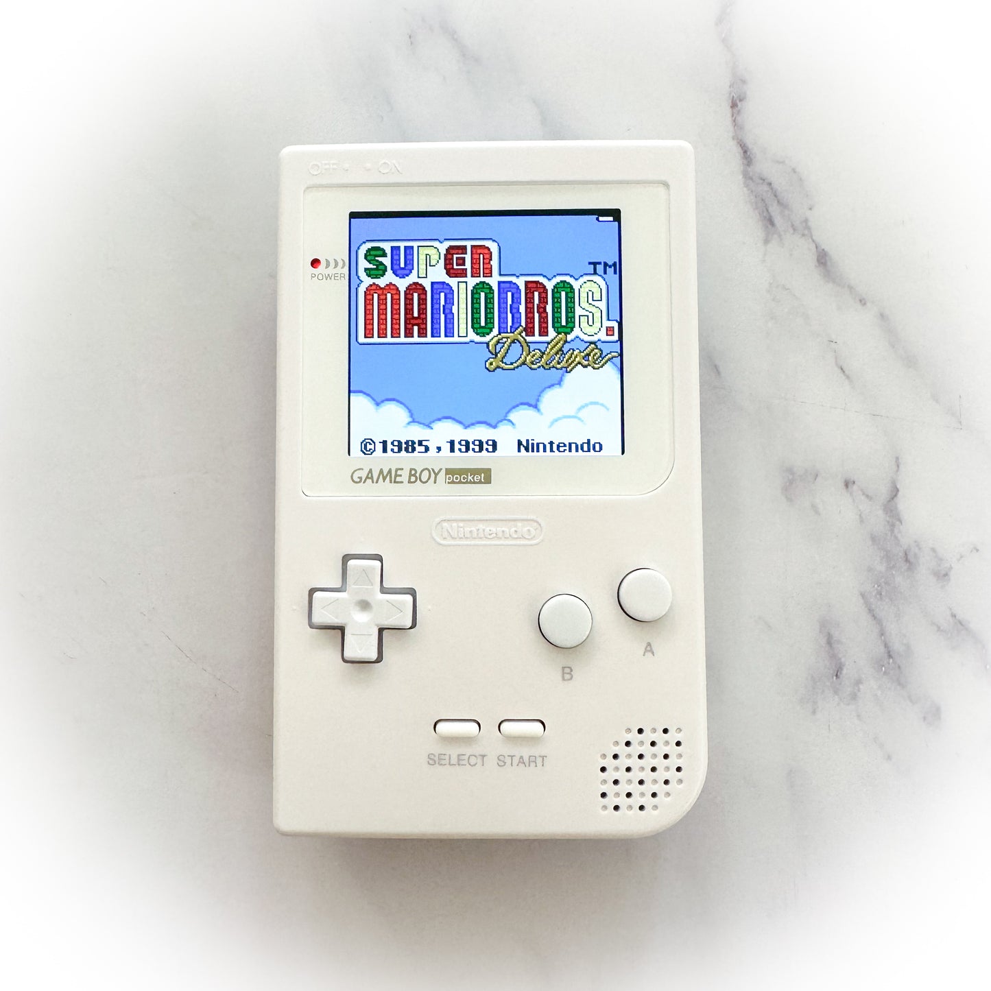 Gameboy Pocket Color Q5 IPS White Out with usbc recharge mod