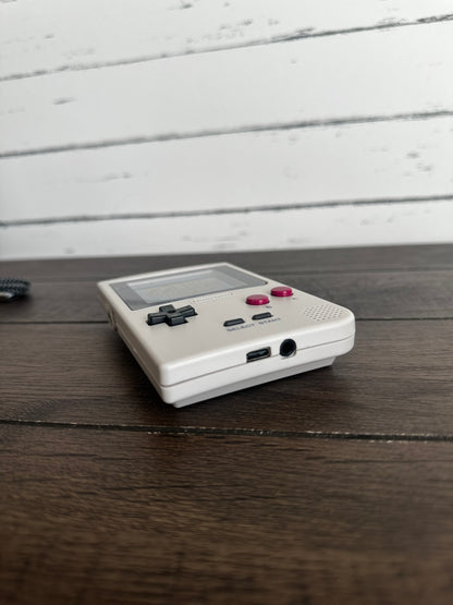Gameboy Pocket Color HMDI Out Q5 IPS DMG colorway with usbc rechargeable battery