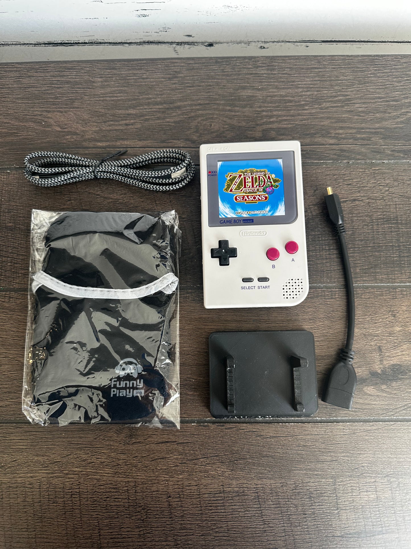 Gameboy Pocket Color HMDI Out Q5 IPS DMG colorway with usbc rechargeable battery